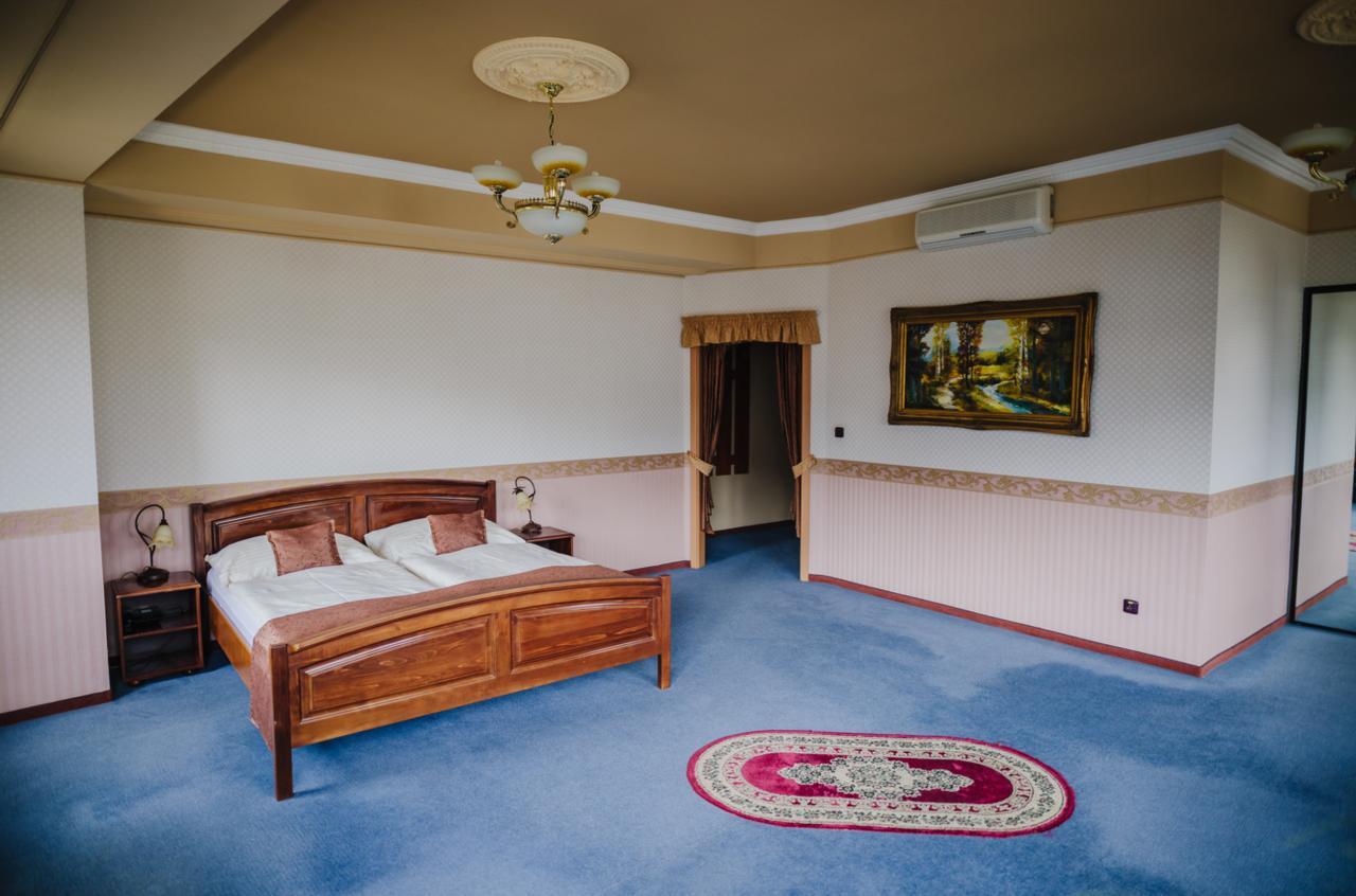Hotel Gloria Palac Koszyce Zewnętrze zdjęcie