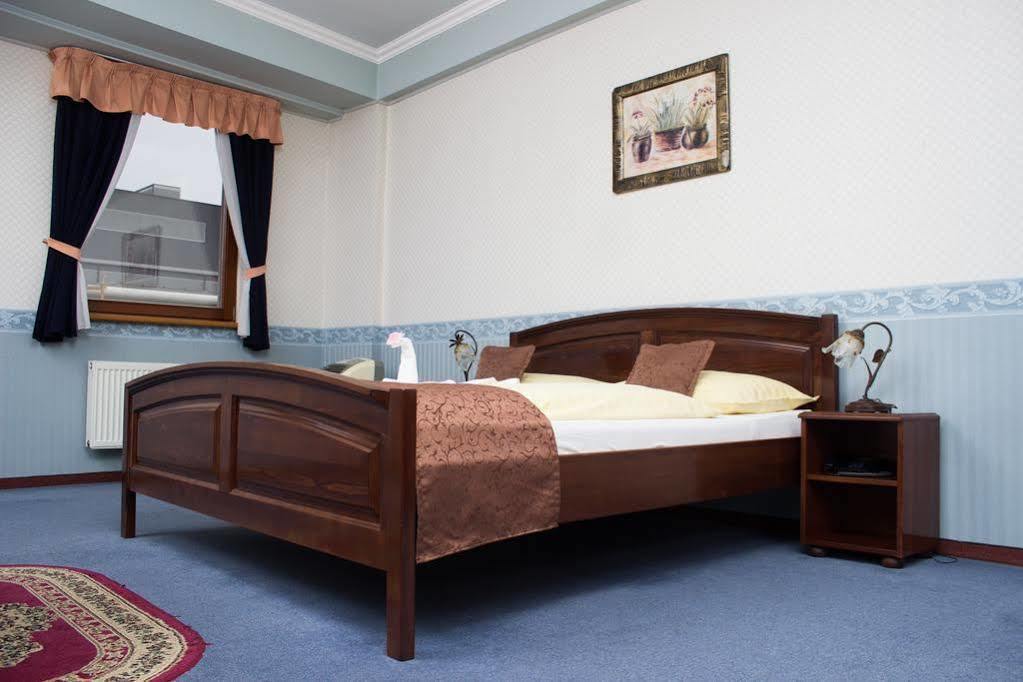 Hotel Gloria Palac Koszyce Zewnętrze zdjęcie